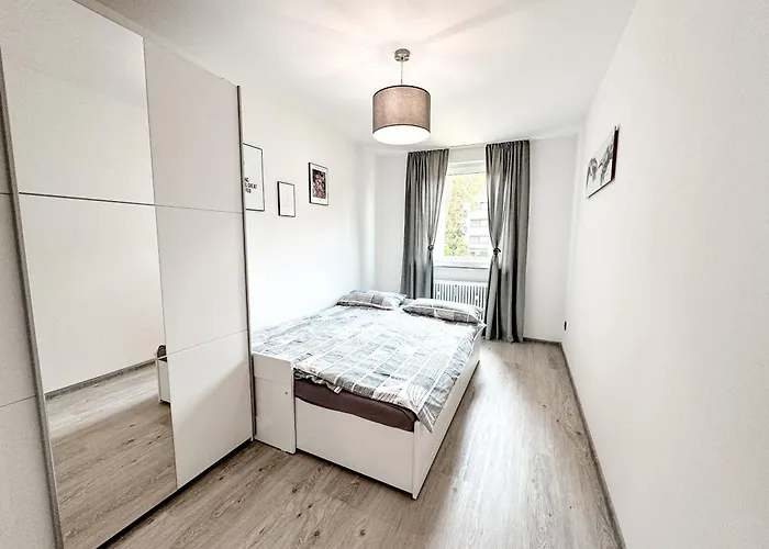 Moderne Blue-night 公寓 弗雷兴